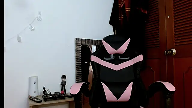 kendallsweet7 online show from February 2025 07:58:02 PM