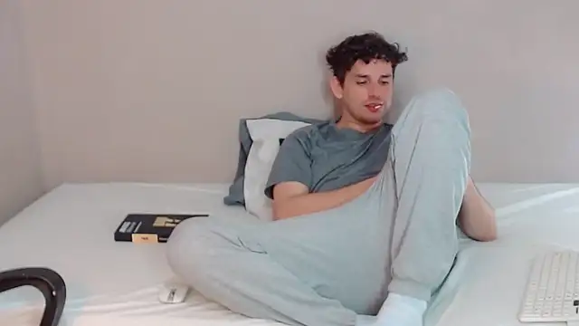 Elio555 online show from January 2025 02:57:01 AM