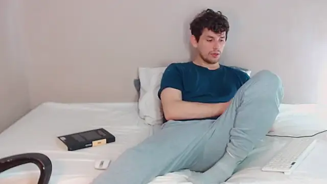 Elio555 online show from January 2025 09:13:01 PM