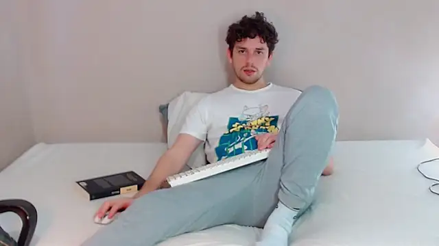 Elio555 online show from January 2025 09:18:02 PM