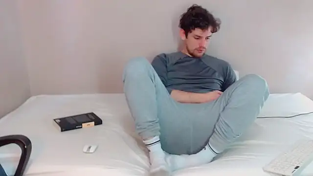 Elio555 online show from January 2025 04:20:01 PM