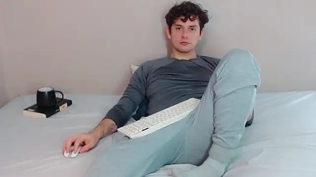 Elio555 online show from January 2025 06:14:01 PM