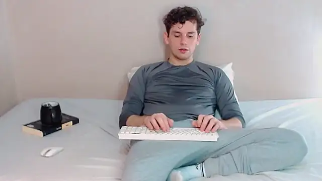 Elio555 online show from March 2025 03:13:02 AM