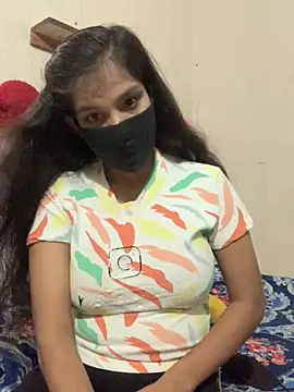 Snapshot of hottiess69 chatting on September 2025 03:46:01 PM hottiess69 online show from September 2025 03:46:01 PM