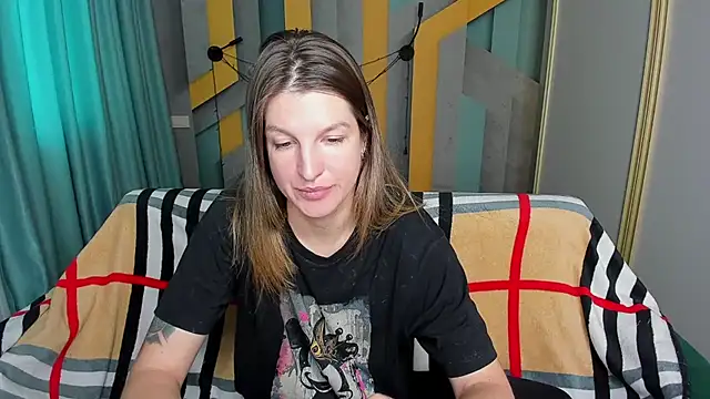 EmilyWalkeri online show from November 2025 08:09:01 AM