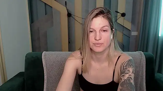 EmilyWalkeri online show from February 2026 08:13:02 AM