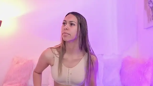 Snapshot of Cristel_Boom chatting on November 2025 02:34:02 PM Cristel Boom online show from November 2025 02:34:02 PM