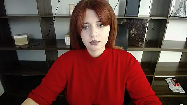 Snapshot of Lizzy_Love chatting on December 2024 01:38:02 PM Lizzy Love online show from December 2024 01:38:02 PM