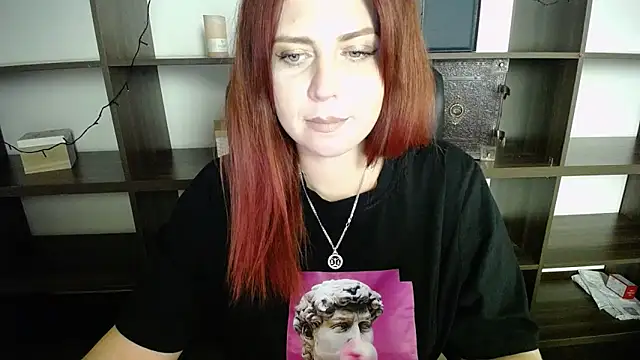 Snapshot of Lizzy_Love chatting on January 2025 12:35:01 AM Lizzy Love online show from January 2025 12:35:01 AM