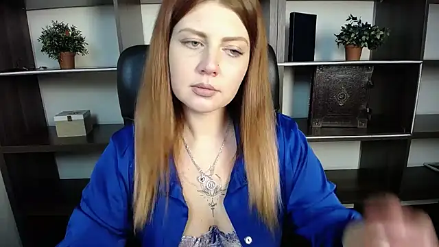Snapshot of Lizzy_Love chatting on March 2025 10:15:02 PM Lizzy Love online show from March 2025 10:15:02 PM