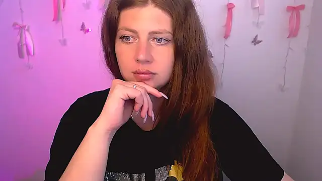 Snapshot of Lizzy_Love chatting on July 2026 11:12:01 AM Lizzy Love online show from July 2026 11:12:01 AM
