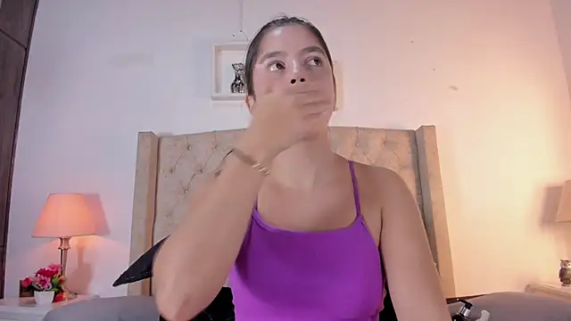 allisson m online show from November 2025 12:05:02 PM