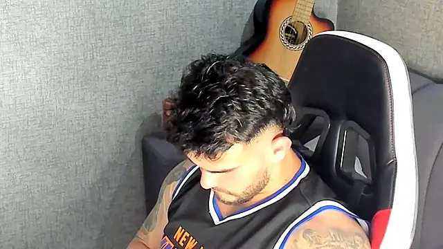 Ricardogo19 online show from September 2025 05:47:02 PM