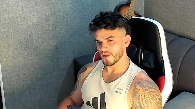 Ricardogo19 online show from October 2025 08:31:02 PM