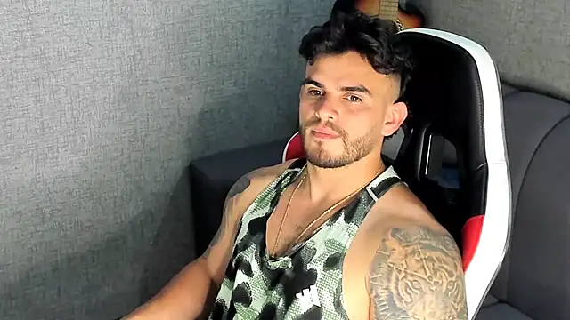 Ricardogo19 online show from October 2025 10:54:02 PM