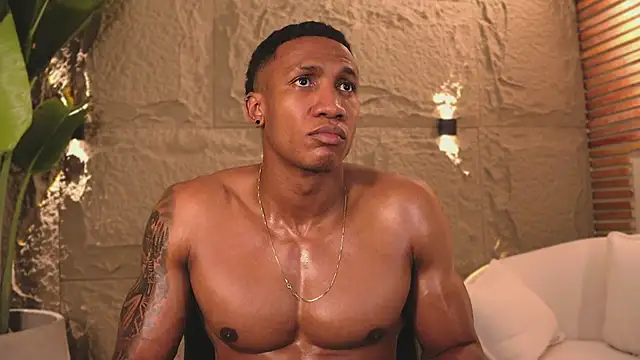 Logan Varela online show from March 2025 05:57:02 AM