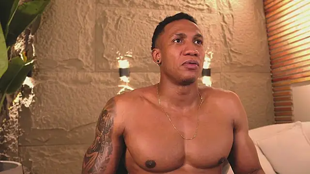 Logan Varela online show from March 2025 06:24:01 AM