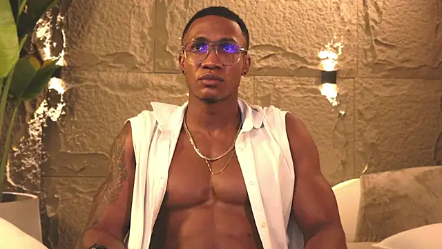 Logan Varela online show from March 2025 01:24:02 AM