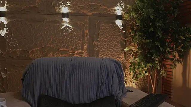 Logan Varela online show from October 2025 10:19:01 PM