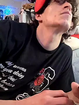 Snapshot of gurlnips chatting on February 2025 06:22:02 AM gurlnips online show from February 2025 06:22:02 AM