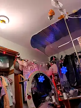 Snapshot of gurlnips chatting on February 2025 09:47:02 AM gurlnips online show from February 2025 09:47:02 AM