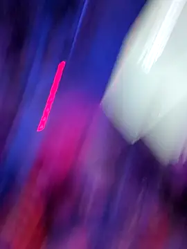 Snapshot of gurlnips chatting on February 2025 04:33:01 AM gurlnips online show from February 2025 04:33:01 AM