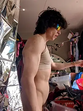 Snapshot of gurlnips chatting on March 2025 08:21:01 PM gurlnips online show from March 2025 08:21:01 PM