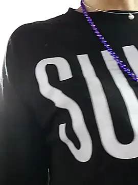 Snapshot of gurlnips chatting on March 2025 08:51:02 PM gurlnips online show from March 2025 08:51:02 PM