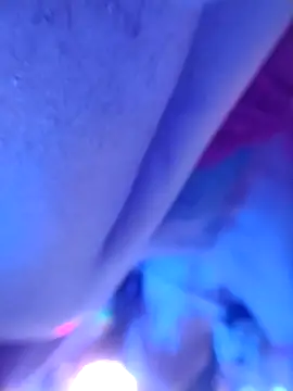 Snapshot of gurlnips chatting on September 2025 11:04:02 AM gurlnips online show from September 2025 11:04:02 AM