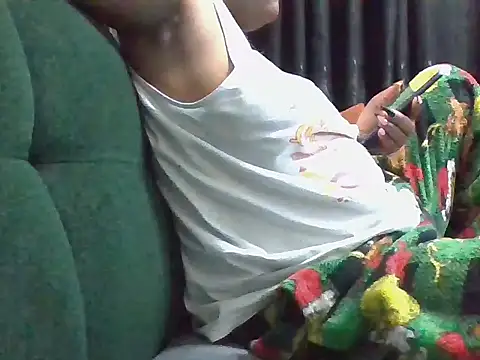 XOXO NATASHALUCKY online show from June 2026 09:28:02 PM
