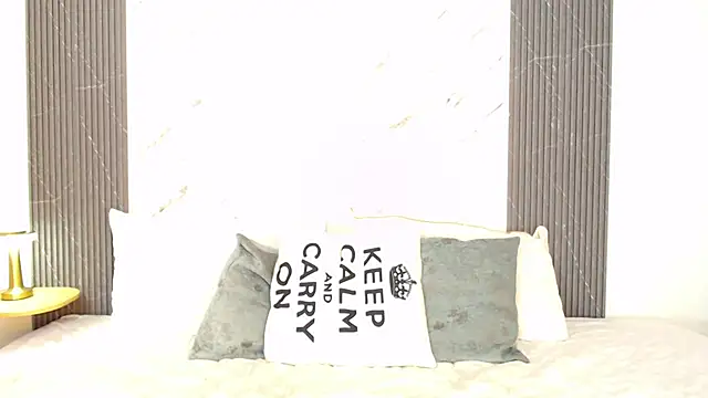 NahomyAndrews online show from May 2026 02:24:02 PM