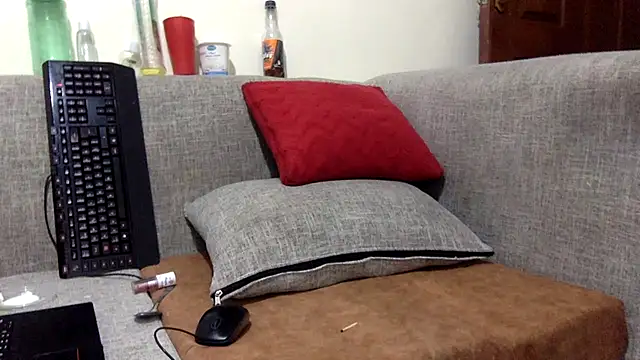 creamyjuices01 online show from March 2026 11:44:01 PM