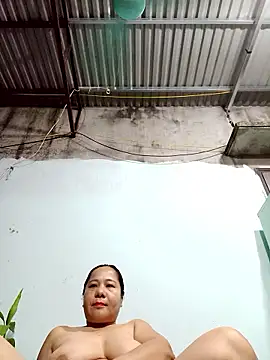 Queen 18200 online show from October 2025 10:19:01 PM