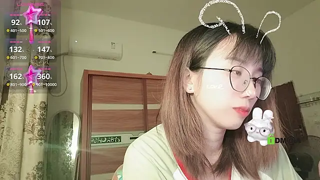 Lili 666 online show from October 2025 05:14:02 PM