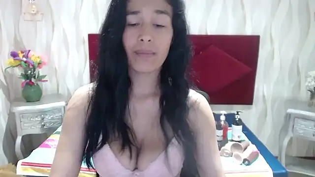 Snapshot of ginasailor chatting on June 2026 10:17:02 AM ginasailor online show from June 2026 10:17:02 AM