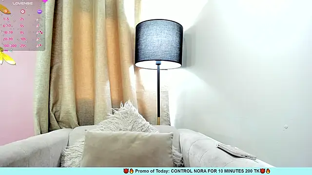 Snapshot of Miranda_doll_ chatting on February 2025 12:15:02 PM Miranda doll online show from February 2025 12:15:02 PM