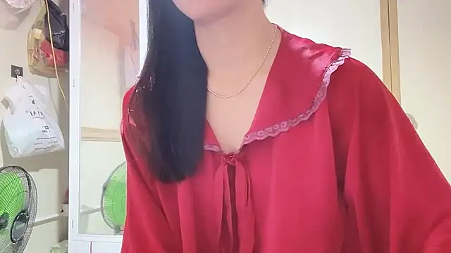 Snapshot of LinhChi_9x chatting on February 2026 01:14:02 AM LinhChi 9x online show from February 2026 01:14:02 AM