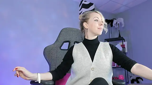 LylithSkye online show from January 2026 11:26:01 AM