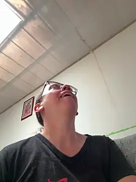 Snapshot of miss_hanna07 chatting on March 2026 03:28:01 PM miss hanna07 online show from March 2026 03:28:01 PM