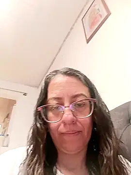 Snapshot of miss_hanna07 chatting on April 2026 03:09:01 PM miss hanna07 online show from April 2026 03:09:01 PM