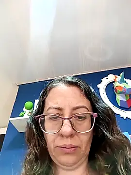 Snapshot of miss_hanna07 chatting on April 2026 04:40:02 PM miss hanna07 online show from April 2026 04:40:02 PM