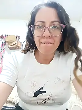 Snapshot of miss_hanna07 chatting on April 2026 07:03:02 PM miss hanna07 online show from April 2026 07:03:02 PM