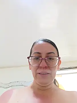 Snapshot of miss_hanna07 chatting on May 2026 06:37:01 PM miss hanna07 online show from May 2026 06:37:01 PM