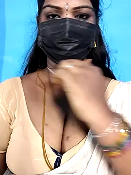 Snapshot of mayaa2u chatting on April 2026 04:28:02 AM mayaa2u online show from April 2026 04:28:02 AM