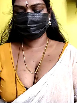 Snapshot of mayaa2u chatting on April 2026 05:56:01 AM mayaa2u online show from April 2026 05:56:01 AM