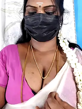 Snapshot of mayaa2u chatting on April 2026 05:42:02 PM mayaa2u online show from April 2026 05:42:02 PM