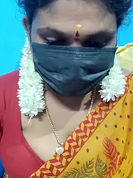 Snapshot of malliga98 chatting on January 2025 08:15:02 PM malliga98 online show from January 2025 08:15:02 PM