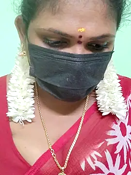 Snapshot of malliga98 chatting on March 2025 10:10:01 PM malliga98 online show from March 2025 10:10:01 PM