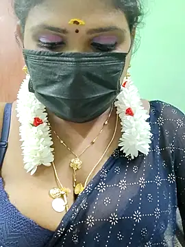 Snapshot of malliga98 chatting on September 2025 05:29:02 PM malliga98 online show from September 2025 05:29:02 PM