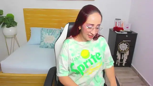 jadde13  online show from March 2025 07:21:02 PM